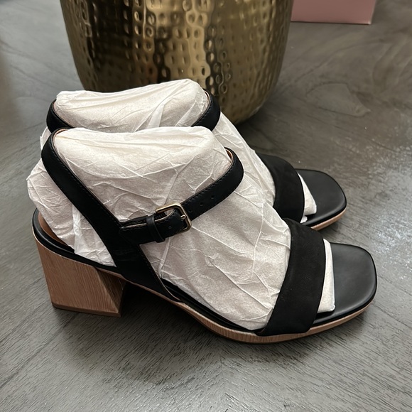 Naturalizer Leather Block Heeled Sandal - Rose - Picture 5 of 9